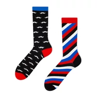 Gentleman felemás vidám zokni