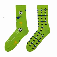 Kép 2/9 - Focis felemás vidám zokni