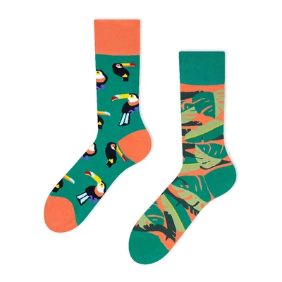 Tukános felemás vidám zokni