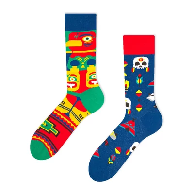 Totemes felemás vidám zokni